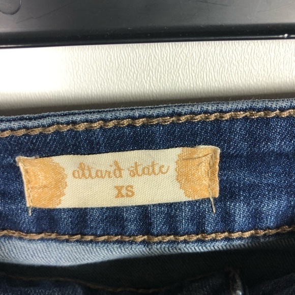 Altar’d state mini skirt - Picture 4 of 6